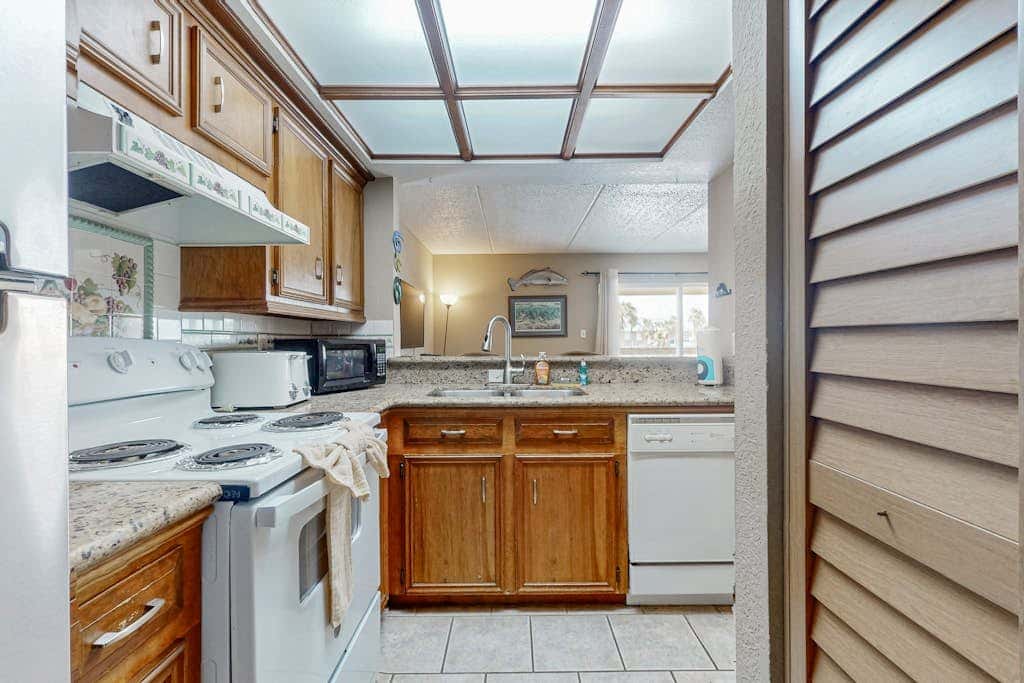 Marlin Arms Condominiums #9