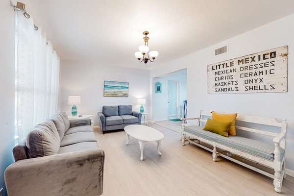 Family Tides | House in Port Isabel steps from the water - game room