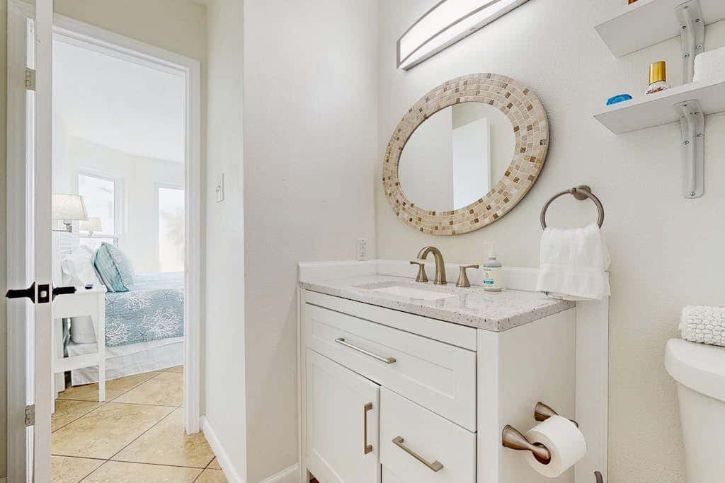 Seabreeze Serenity - Beachfront & Dog-Friendly