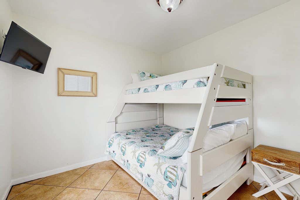 Seabreeze Serenity - Beachfront & Dog-Friendly