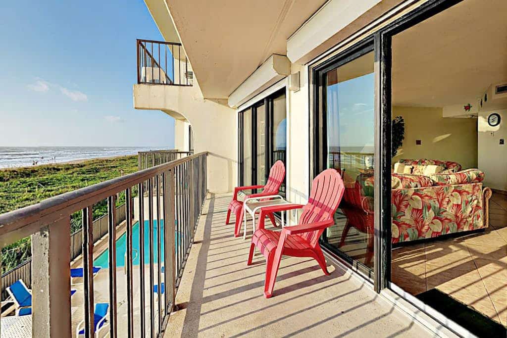 Absolute Oceanfront Gem w/ Balcony, Pool, & Hot Tub - Direct Beach Access