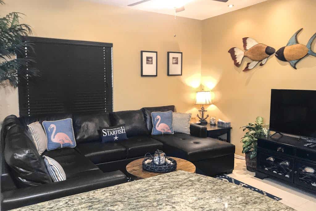 SPI condo with central AC, free WiFi, private washer/dryer, and shared pool