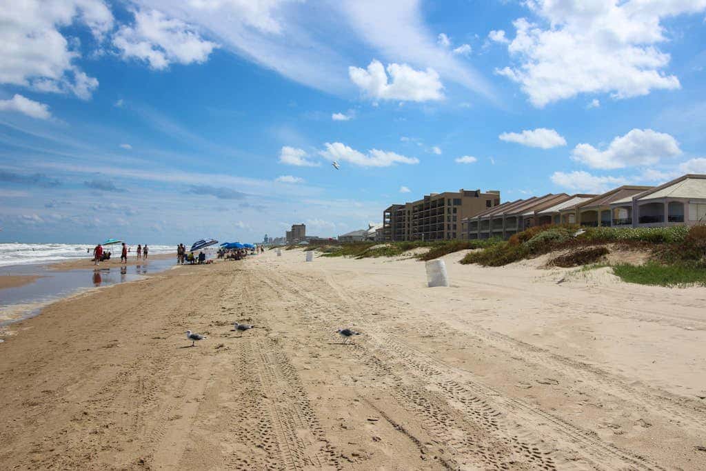 Sapphire Condominiums 1401