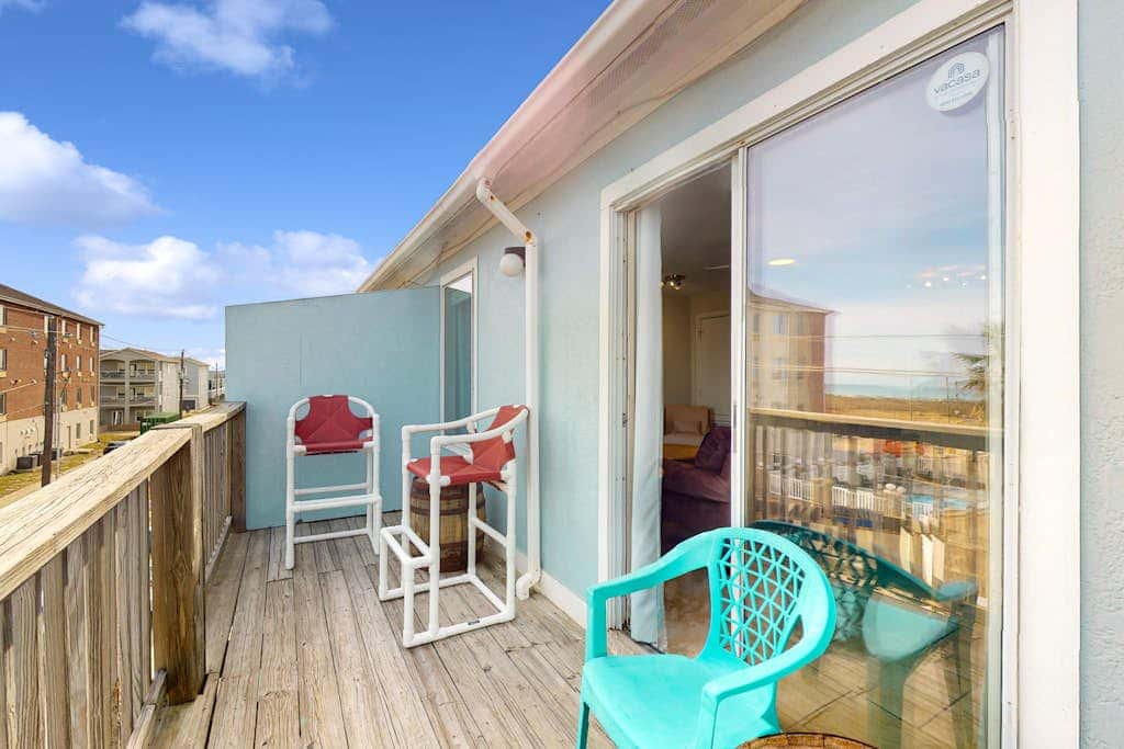 Leeward Isles 9303 - Pool, Walk to Beach, Dogs OK