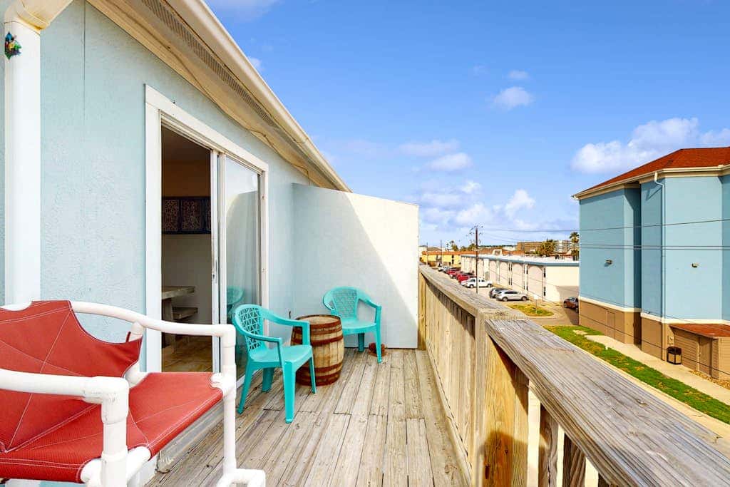 Leeward Isles 9303 - Pool, Walk to Beach, Dogs OK