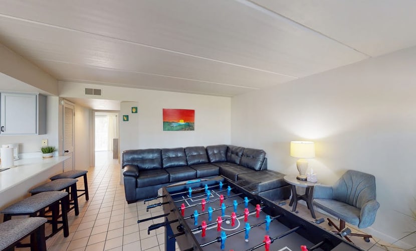 Cozy beach condo with foosball table, shared pool & balcony - Walk to the Waves