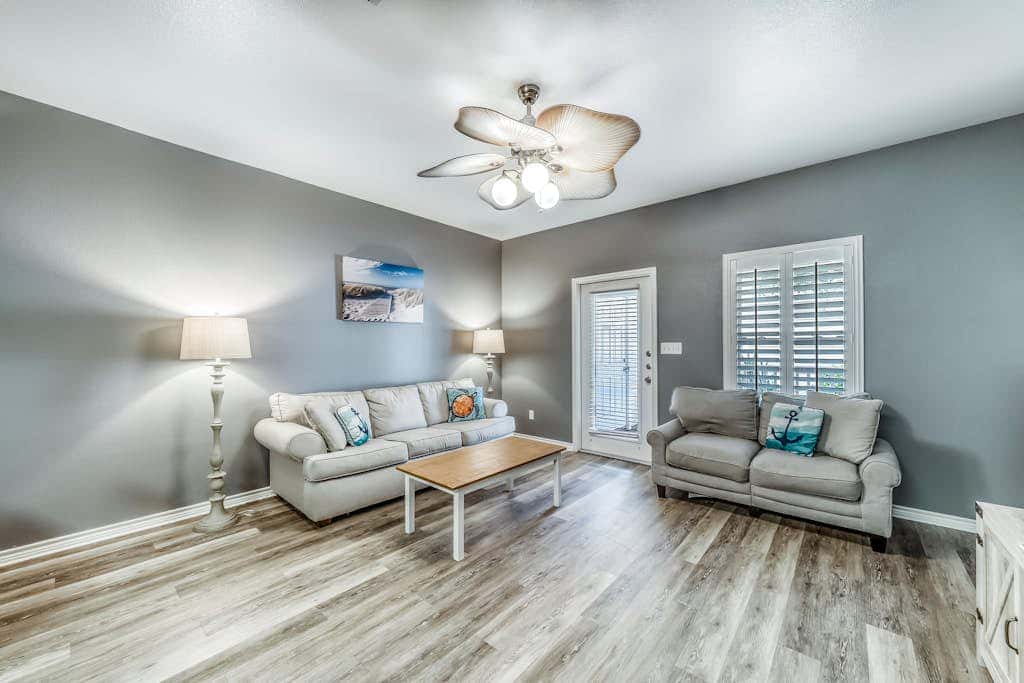 Palm Bay 504 - Heated Pool & Dog-Friendly