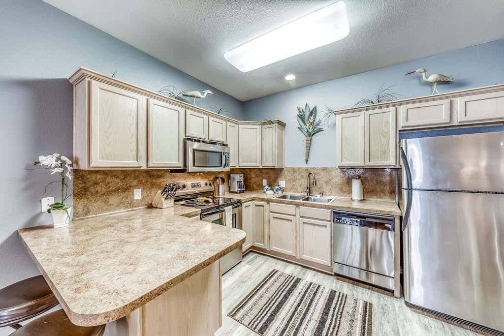 Palm Bay 504 - Heated Pool & Dog-Friendly