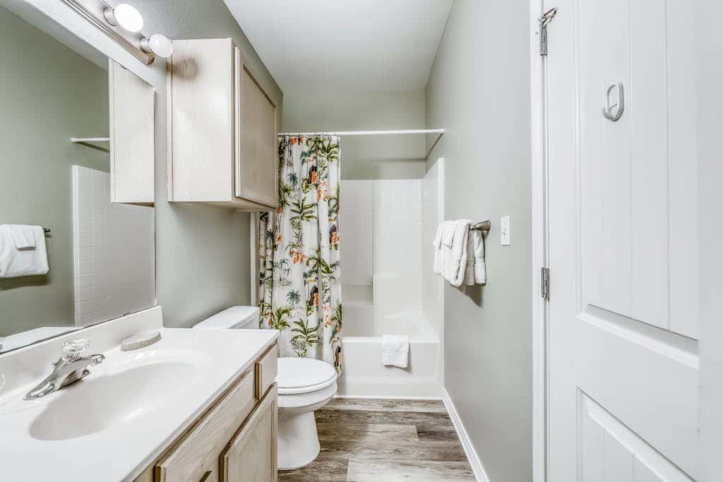 Palm Bay 504 - Heated Pool & Dog-Friendly