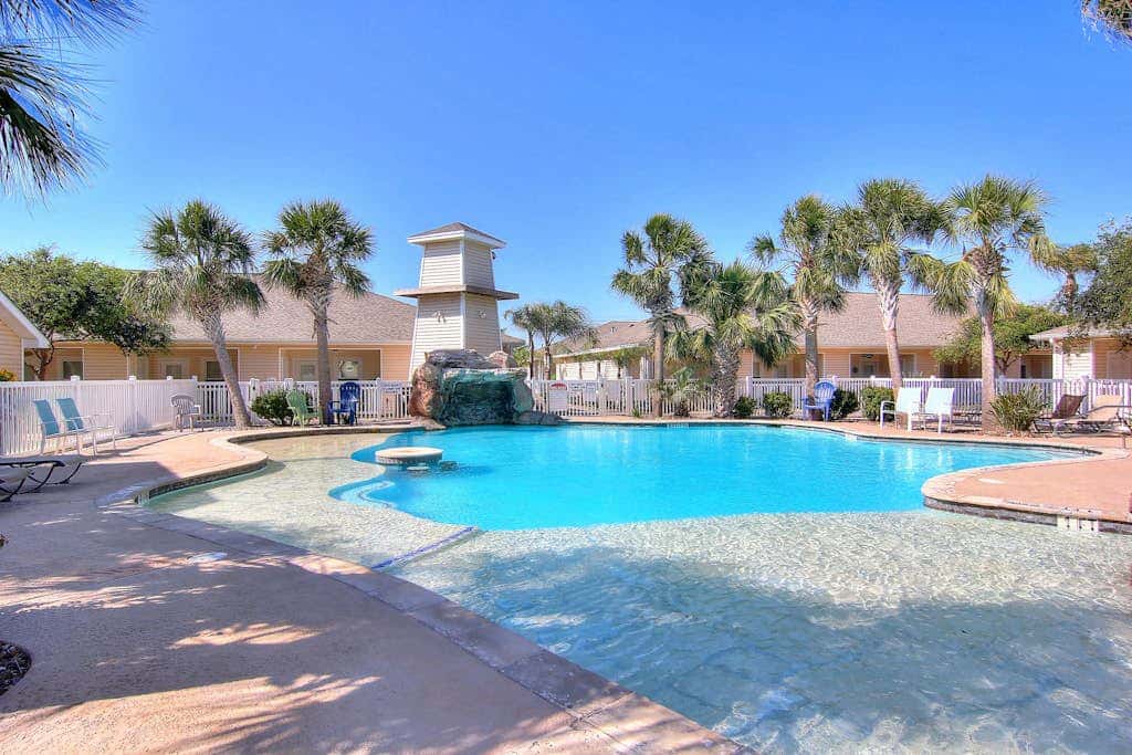 Palm Bay 504 - Heated Pool & Dog-Friendly