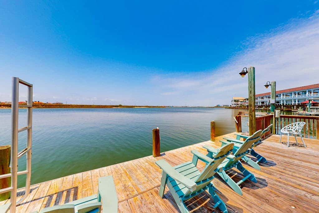 Lakeshore Villa  #21