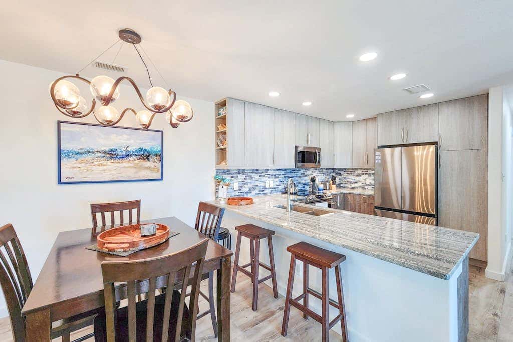 Lakeshore Villa  #21