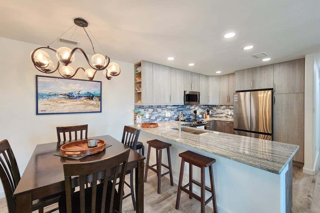 Lakeshore Villa  #21