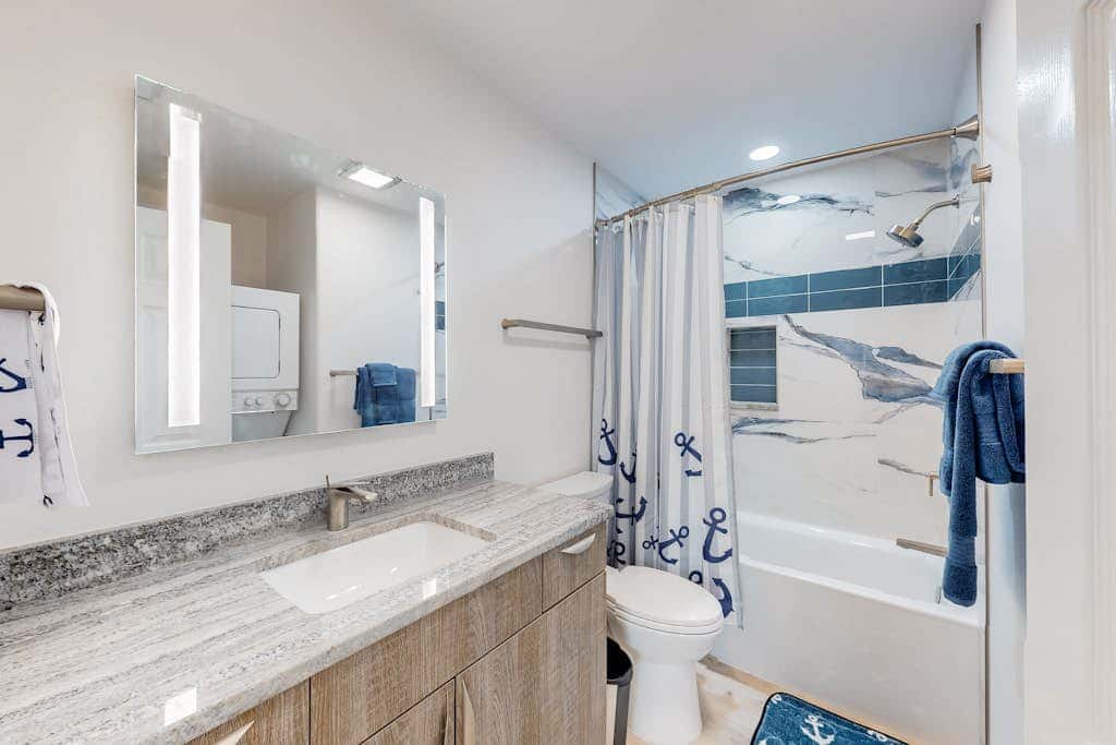 Lakeshore Villa  #21