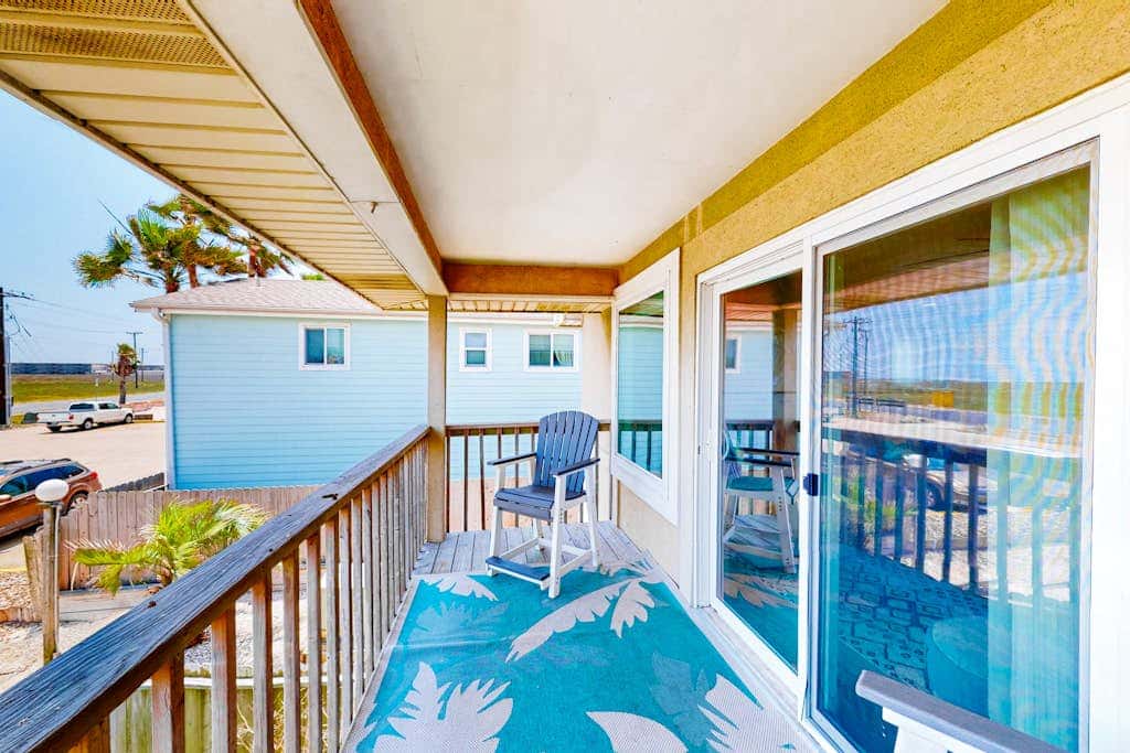 Lakeshore Villa  #21
