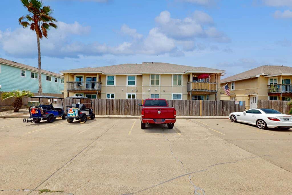 Lakeshore Villa  #21
