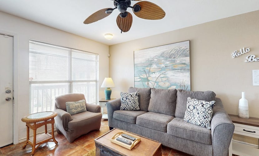 Cozy Condo w/ Free WiFi, Central A/C, a Private Washer/Dryer, & a Shared Pool