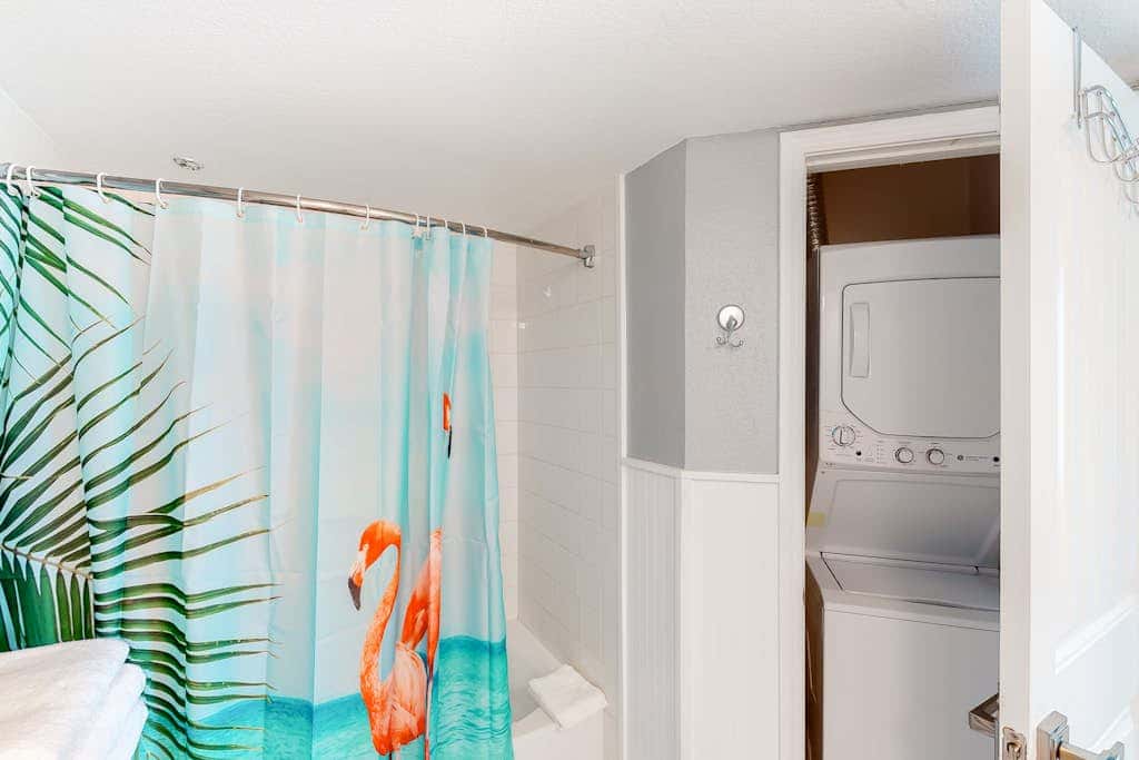Leeward Isles 305