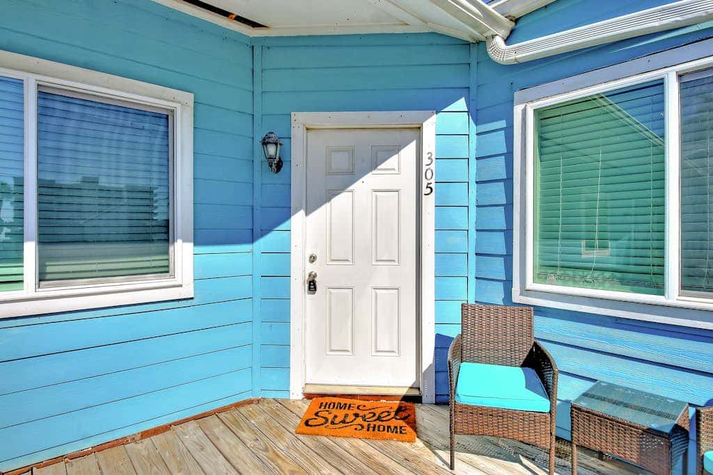 Leeward Isles 305