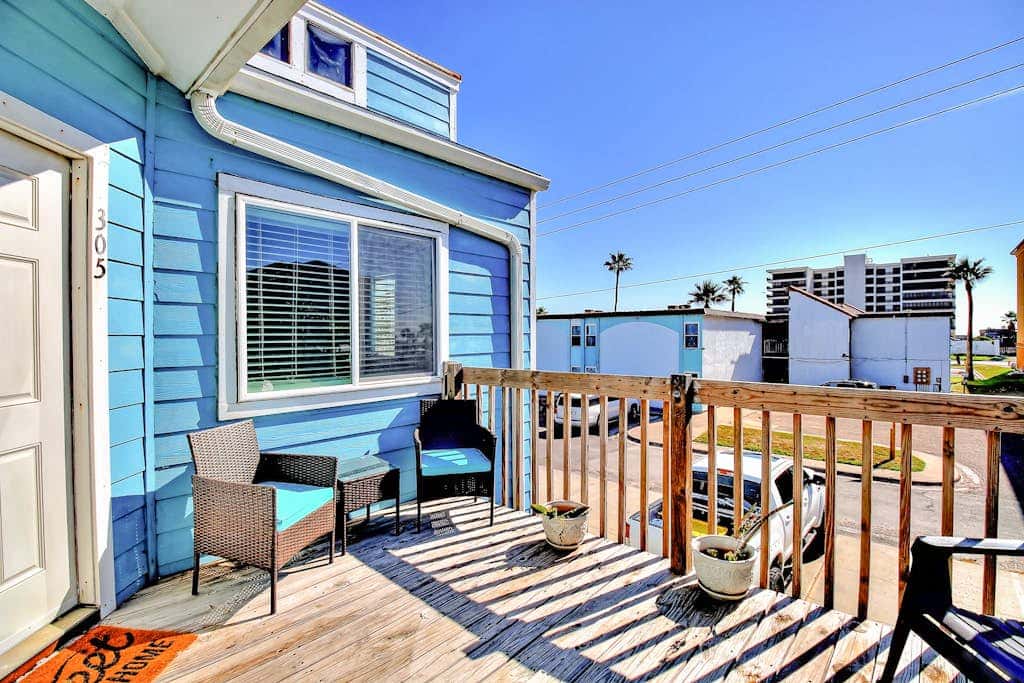 Leeward Isles 305