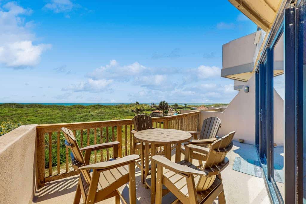 Walk to Beach Sparkling Mayan Princess Condo w/ Pool, Hot Tub & Boardwalk