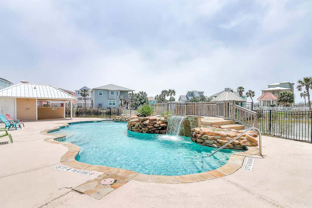 Casa Bella - Pool, Air Hockey & Two Decks