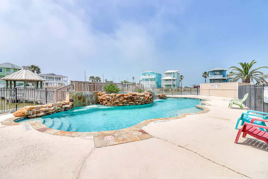Casa Bella - Pool, Air Hockey & Two Decks
