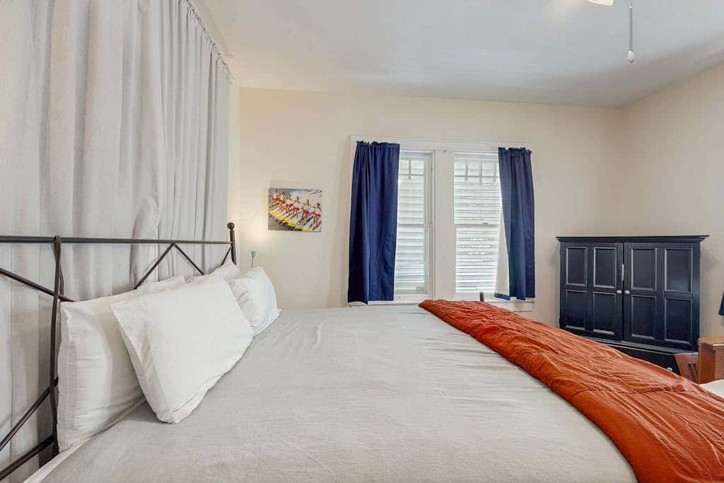Sea Glass Cottage - Dog-Friendly, Near the Beach