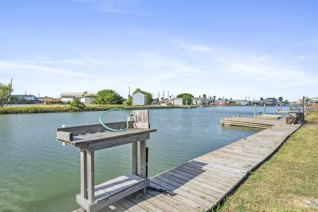 Bay Breeze House