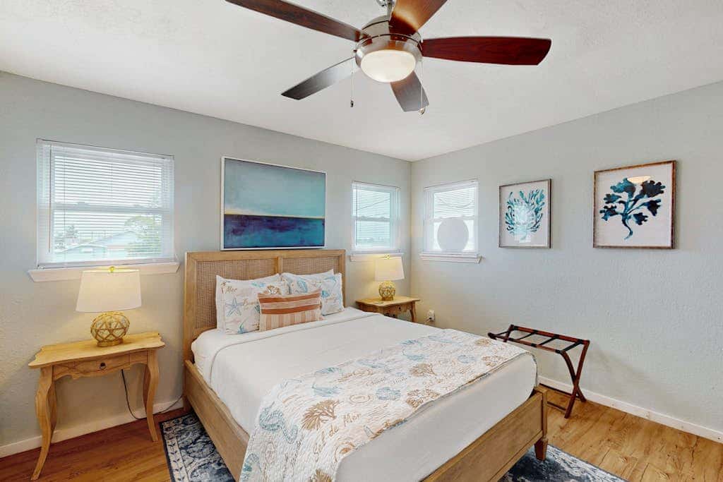 Bay Breeze House