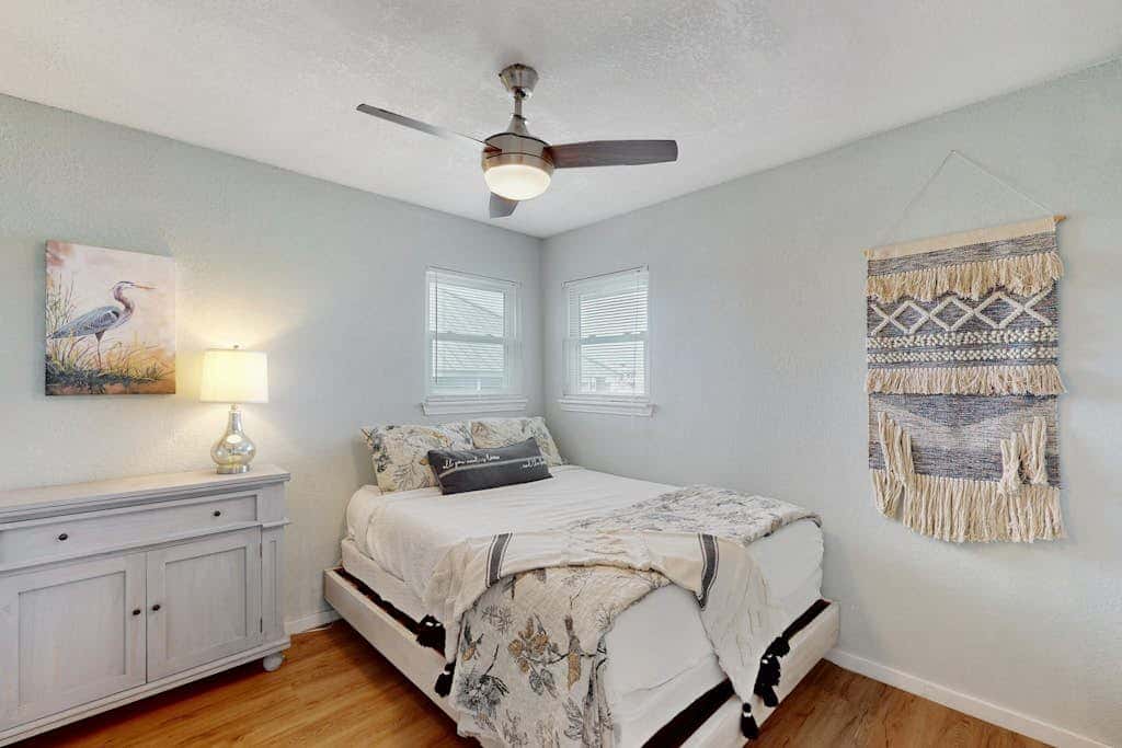 Bay Breeze House