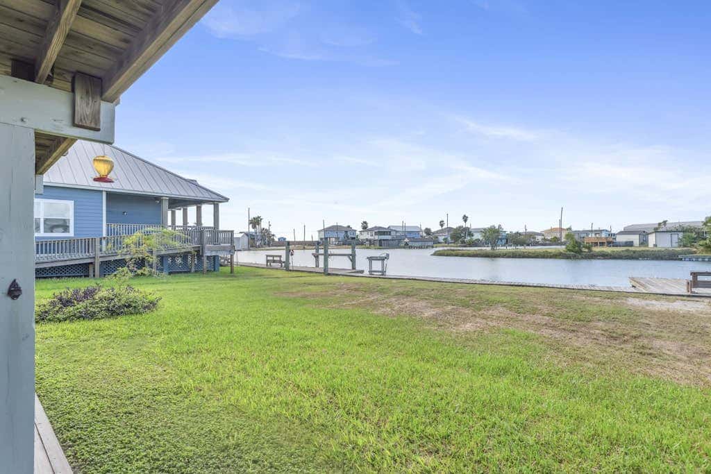 Bay Breeze House