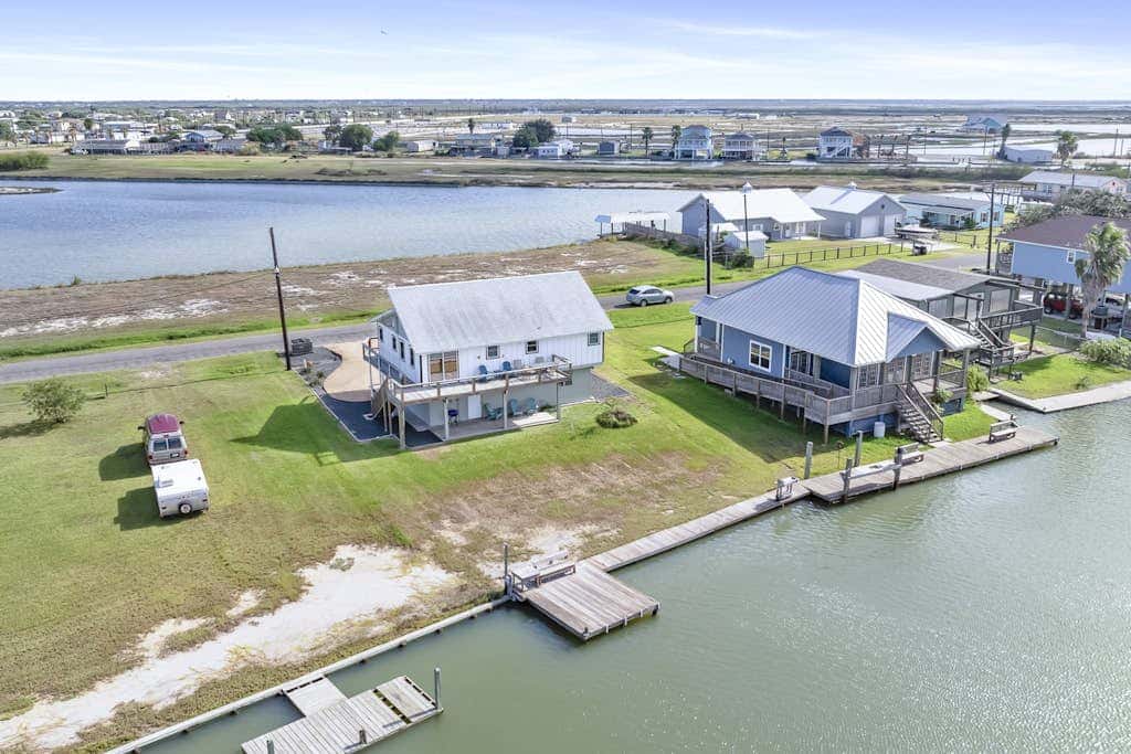 Bay Breeze House