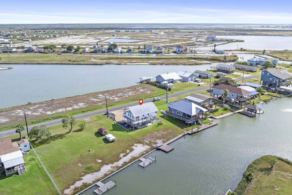 Bay Breeze House