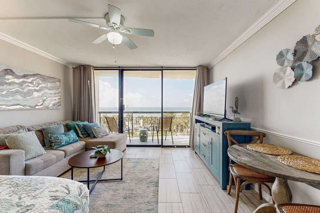 San Luis Resort studio with Gulf view, pool, hot tub, fitness room & firepit