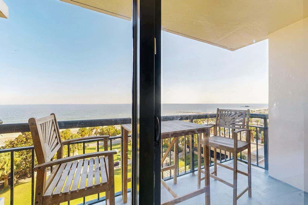 Sunset Dream - Gulf-Front, Pools & Pickleball