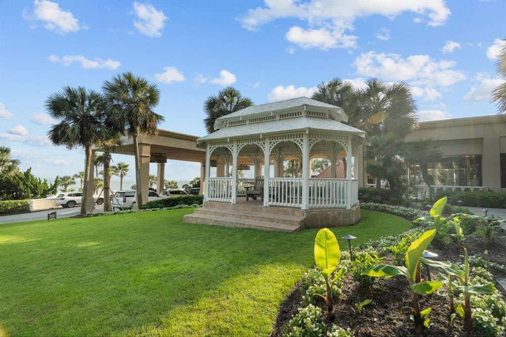 Sunset Dream - Gulf-Front, Pools & Pickleball