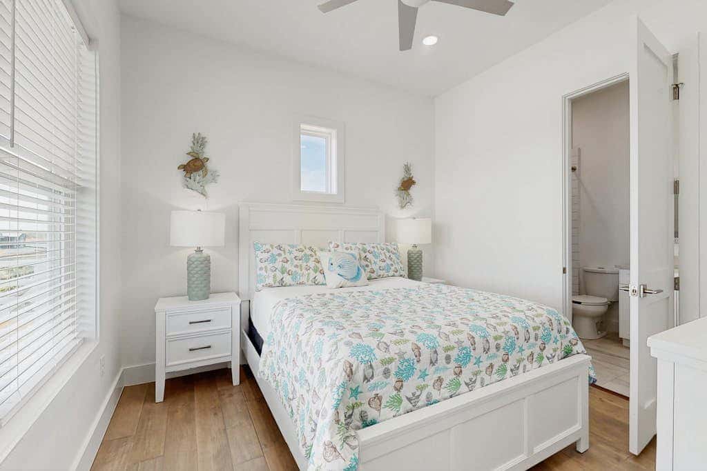 Tortuga Palms - Bayfront, Heated Pool & Hot Tub