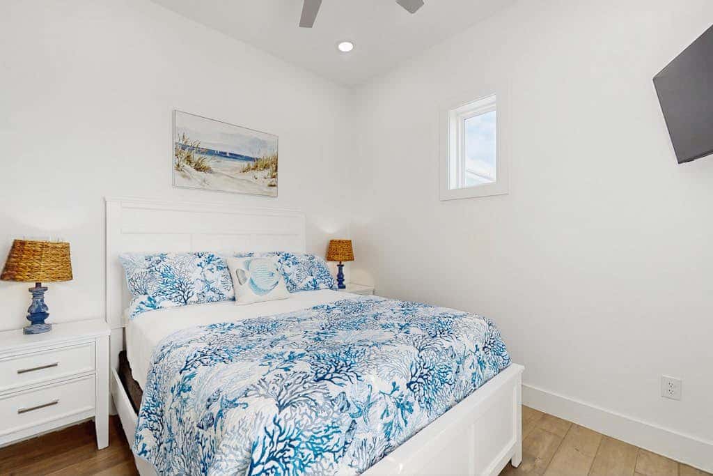 Tortuga Palms - Bayfront, Heated Pool & Hot Tub