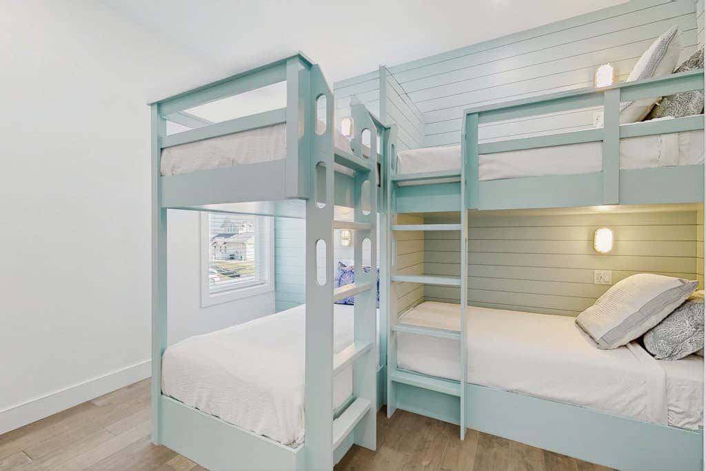 Tortuga Palms - Bayfront, Heated Pool & Hot Tub