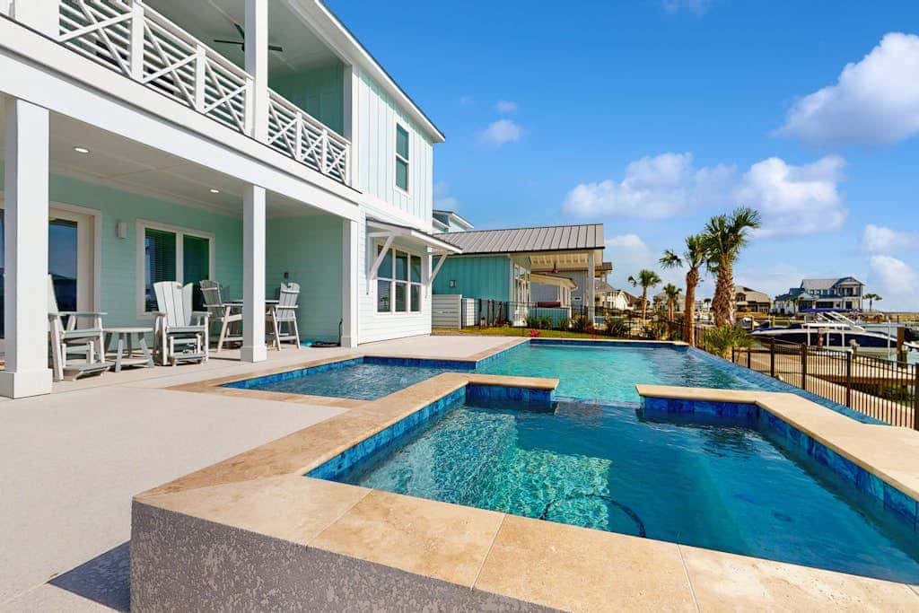 Tortuga Palms - Bayfront, Heated Pool & Hot Tub