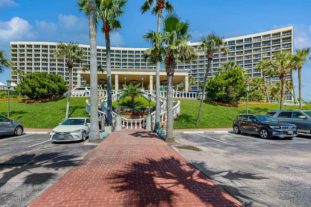 Gone Gulfin' - Gulf-Front Resort, Pool & Hot Tub