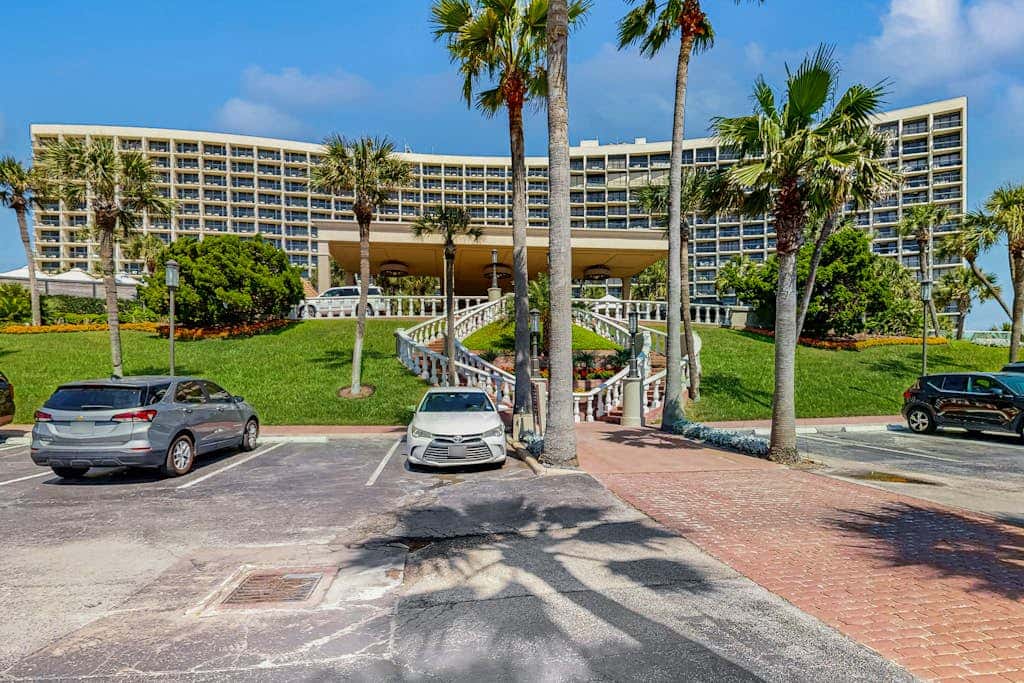 Gone Gulfin' - Gulf-Front Resort, Pool & Hot Tub