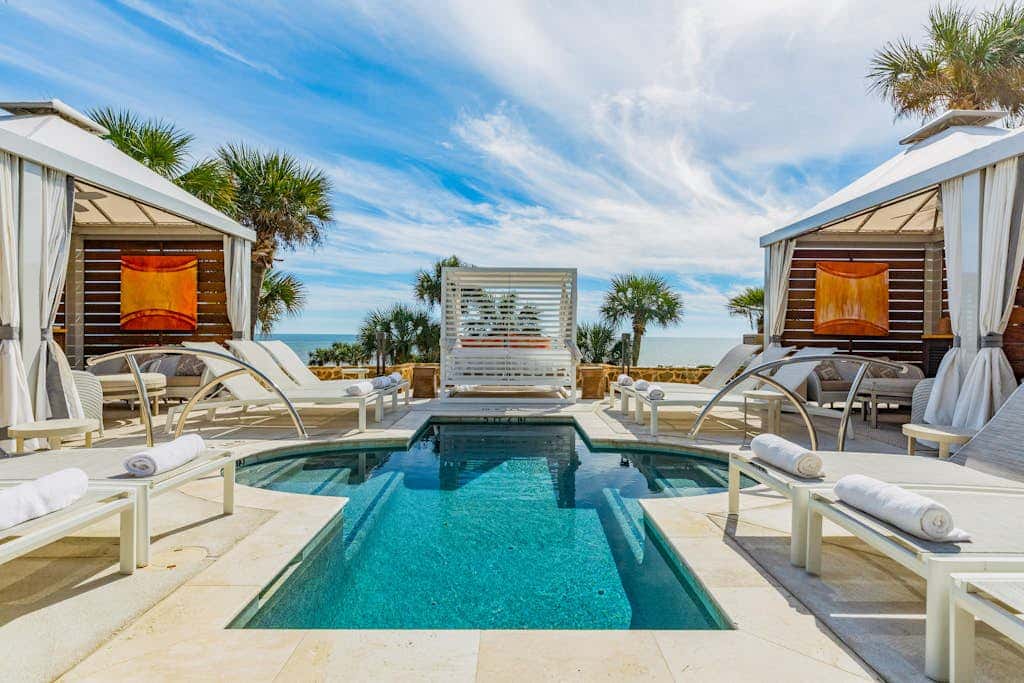 Gone Gulfin' - Gulf-Front Resort, Pool & Hot Tub