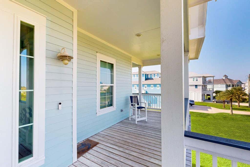 Blue Claws - Bayfront, Elevator & Resort Pools