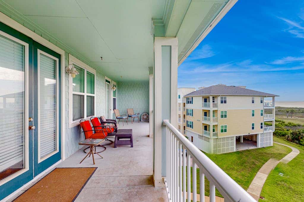 Pointe West Retreat Unit 302