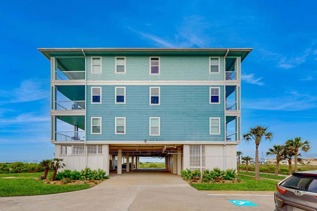 Pointe West Retreat Unit 302
