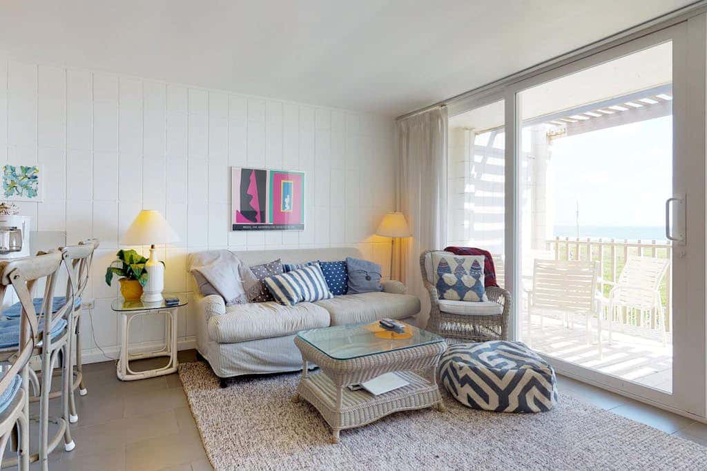 La Playa Condominiums 209