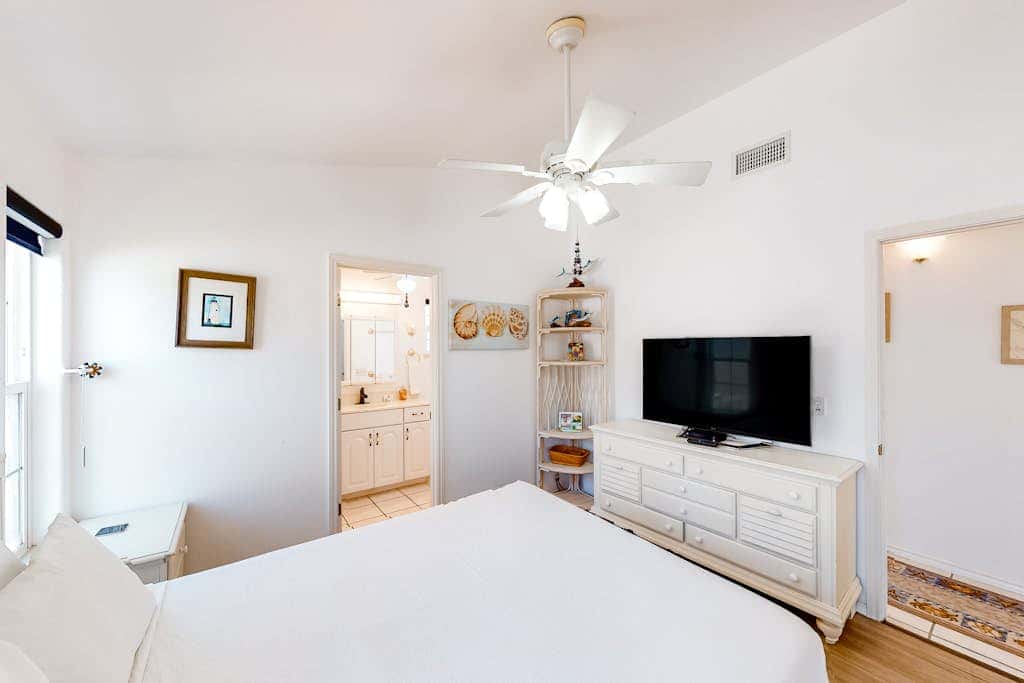 Long Island Village 349 Sand Dollar