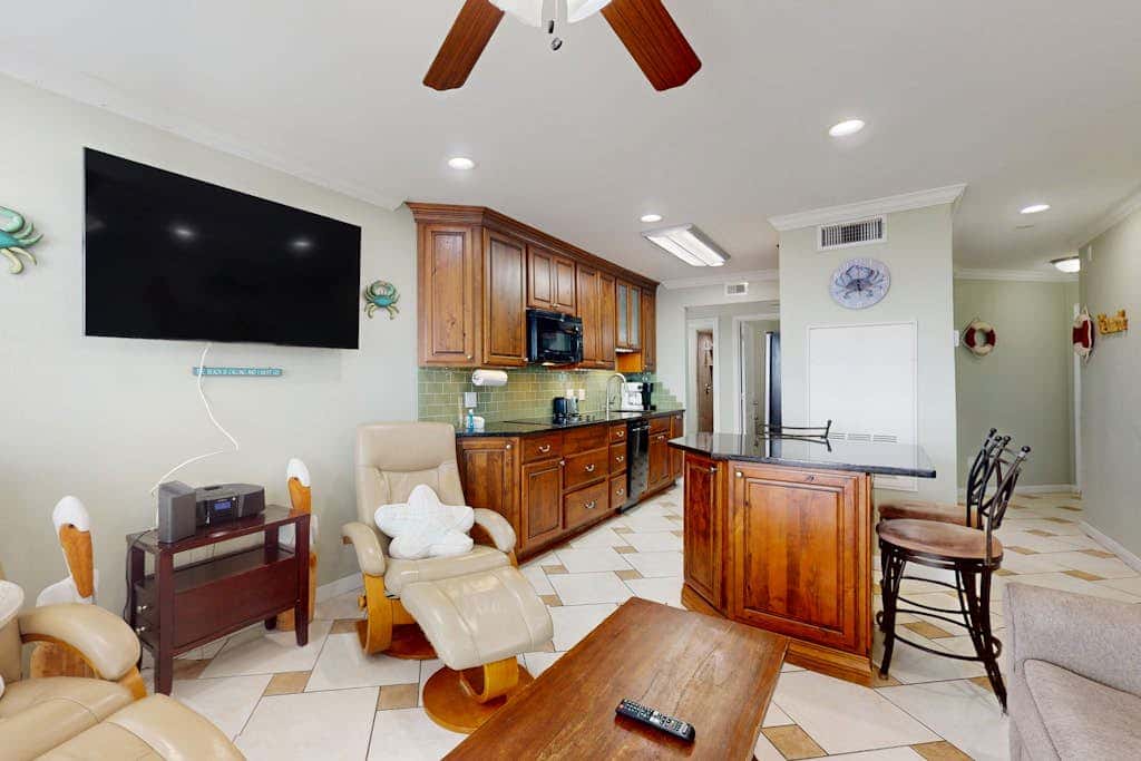 Seascape Condos - A SeaScape Paradise #1101